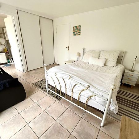 Chambre Avec Vue La Roche-Chalais Exteriér fotografie